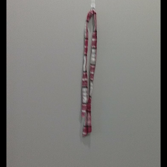 A shirt like our last 1 but a little bit different - Picture 3 of 5